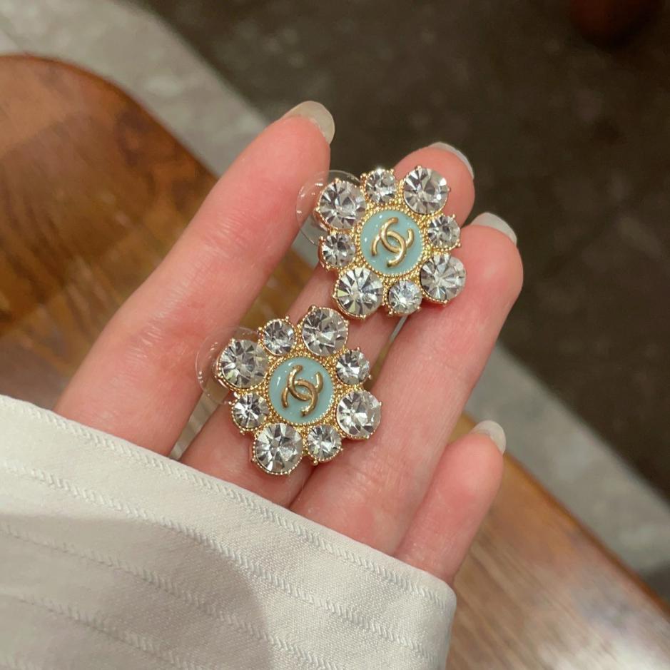 replica,repliche,fake,1:1,earrings,bracelet,ring,jewelry Orecchini doppia C Chanel
