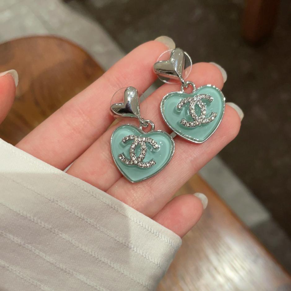 replica,repliche,fake,1:1,earrings,bracelet,ring,jewelry Orecchini doppia C Chanel