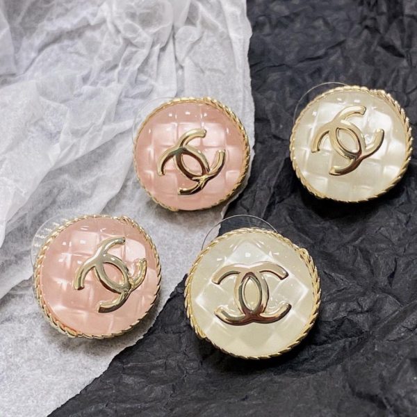 Cubo di diamanti Chanel doppia C
