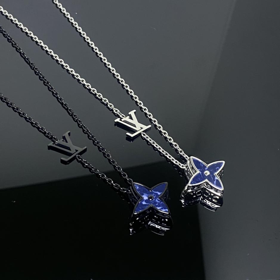 replica,repliche,fake,1:1,earrings,bracelet,ring,jewelry Collana LOUIS VUITTON con fiori a punta blu