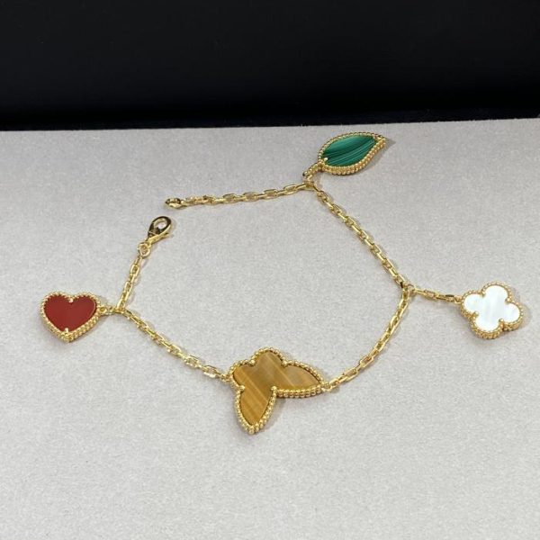 [Edizione Top] Bracciale portafortuna di Van Cleef & Arpels
