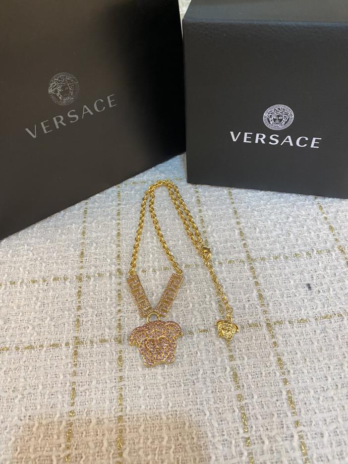 replica,repliche,fake,1:1,earrings,bracelet,ring,jewelry Ultima catena di prodotti Versace