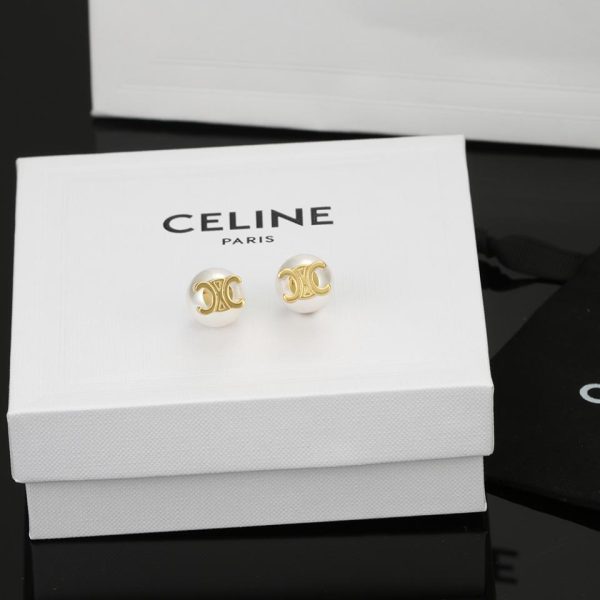 Nuovi orecchini Celine Arc de Triomphe