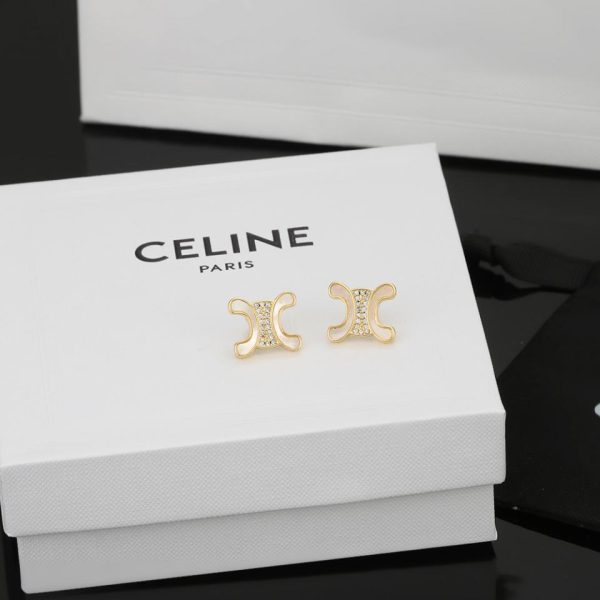 Nuovi orecchini Celine