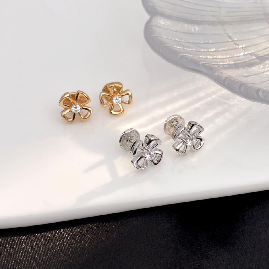 replica,repliche,fake,1:1,earrings,bracelet,ring,jewelry Orecchini Fiorever Bulgari