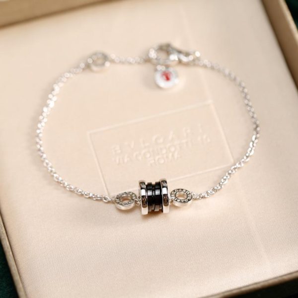 Bracciale di beneficenza Bvlgari per piccole celebrità
