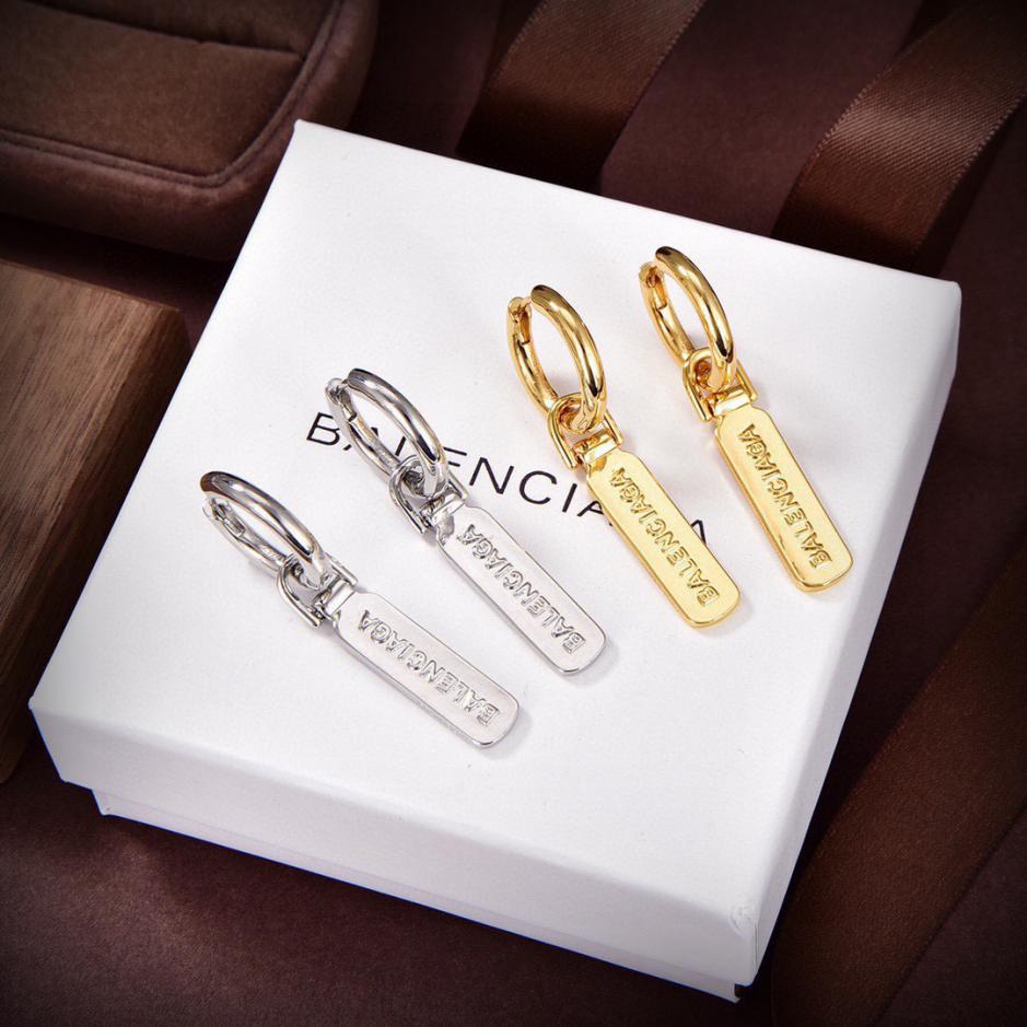 replica,repliche,fake,1:1,earrings,bracelet,ring,jewelry Nuovi orecchini Balenciaga