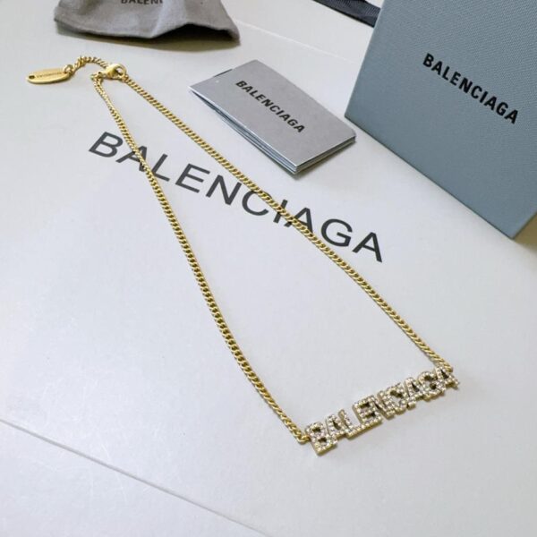 Nuova collana Balenciaga (FC3A)
