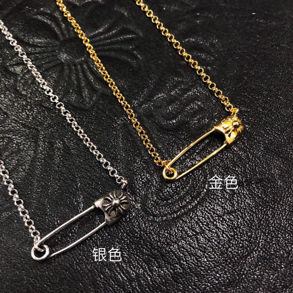 replica,repliche,fake,1:1,earrings,bracelet,ring,jewelry Collana con spilla a forma di cuori cromati Edizione Seiko in argento sterling