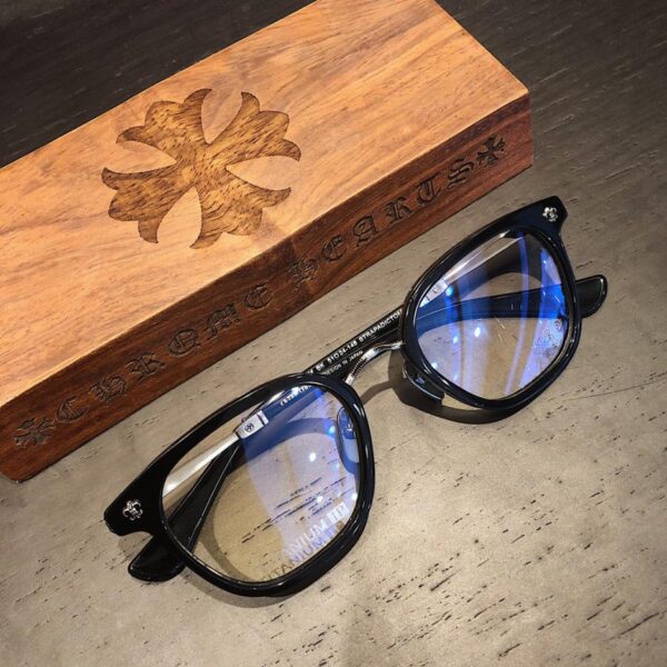 Occhiali con montatura nera Chrome Hearts Scout Flower