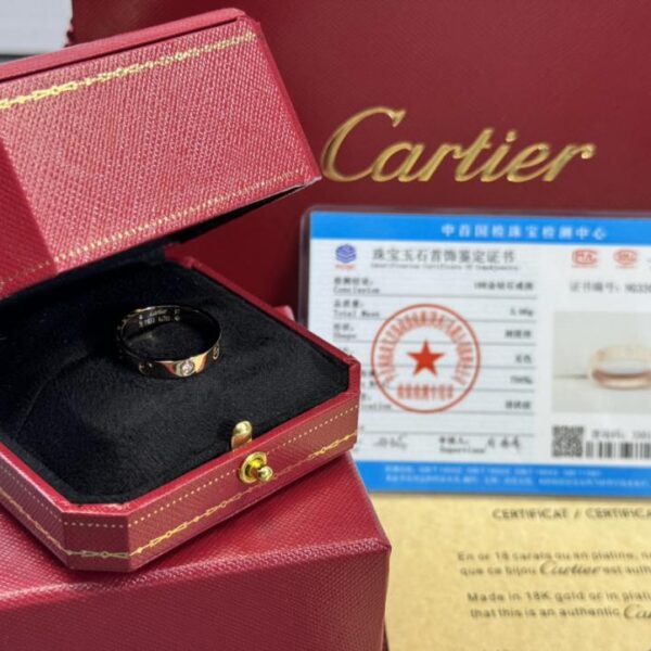 replica,repliche,fake,1:1,earrings,bracelet,ring,jewelry Foto reali della consegna, anello personalizzato con diamante Cartier Love Series in oro 18 carati versione stretta (16D0)