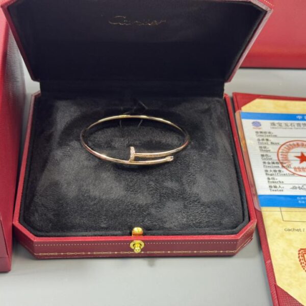 replica,repliche,fake,1:1,earrings,bracelet,ring,jewelry Consegna effettiva, braccialetto personalizzato Cartier con testa a chiodo stretto e coda in oro 18 carati con diamanti, oro rosa (7423)